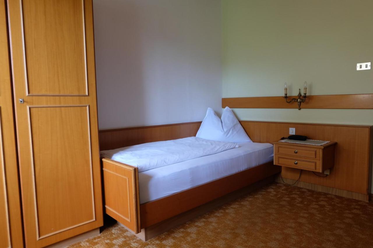 Pension Rebgut Bed and Breakfast Lana Eksteriør billede